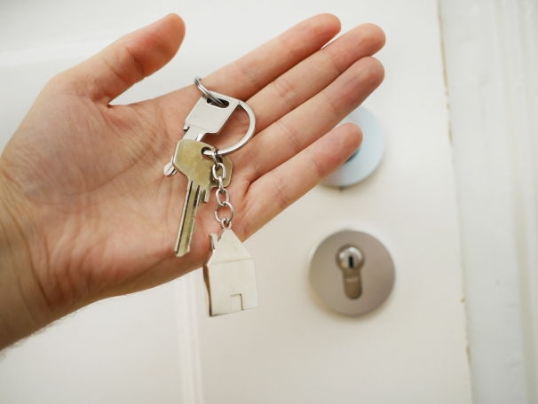 https://Cornnutz.StopRentingStartOwning.com